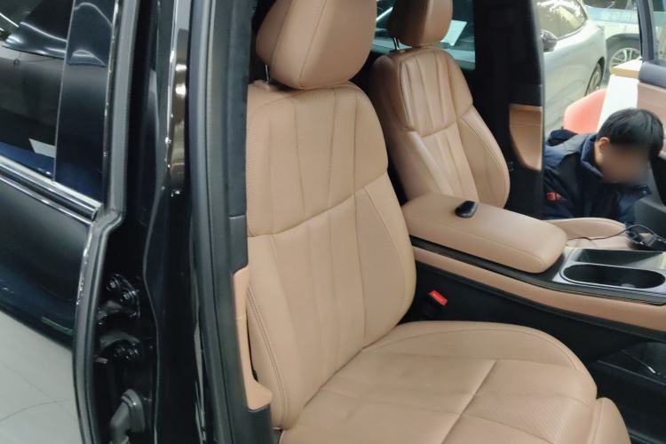 Used Nio ES8 2020 580 km Range Signature Edition Six-Seater Version
