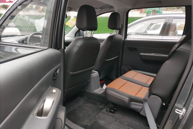 Used Wuling Hongguang New Energy 2024 All-Electric Model 300KM Standard Version
