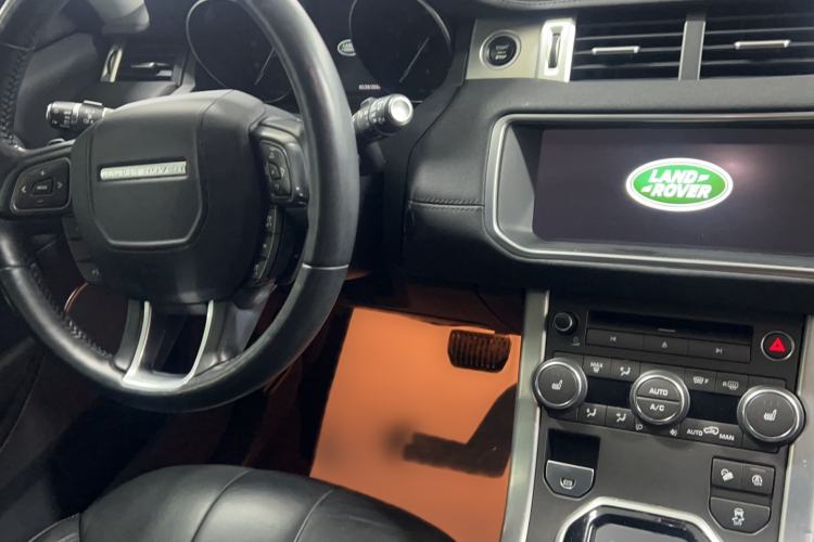 Used Land Rover Range Rover Evoque 2018 240 PS SE Smart Brilliance Edition