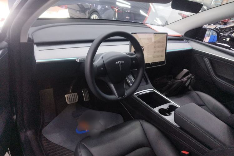 Used Tesla Model Y 2024 Rear-Wheel-Drive Version