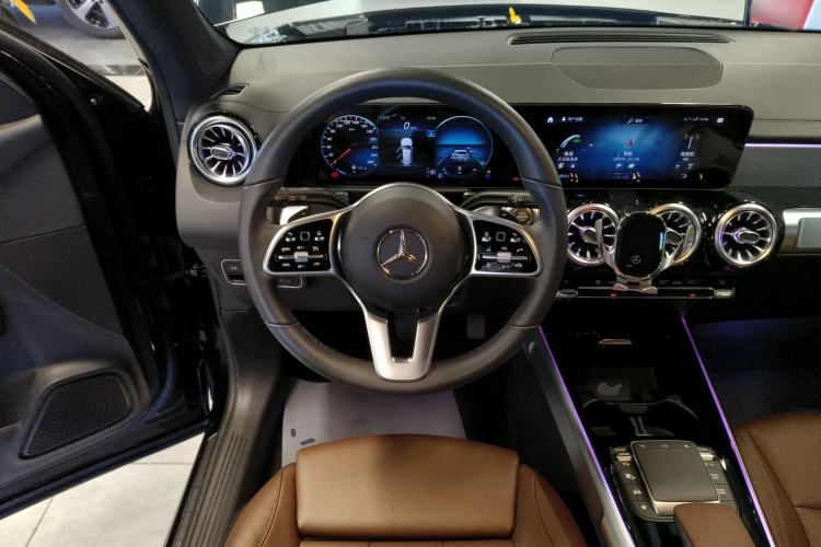 Used Mercedes-Benz GLB 2022 Second Facelift GLB 200 Fashion Edition
