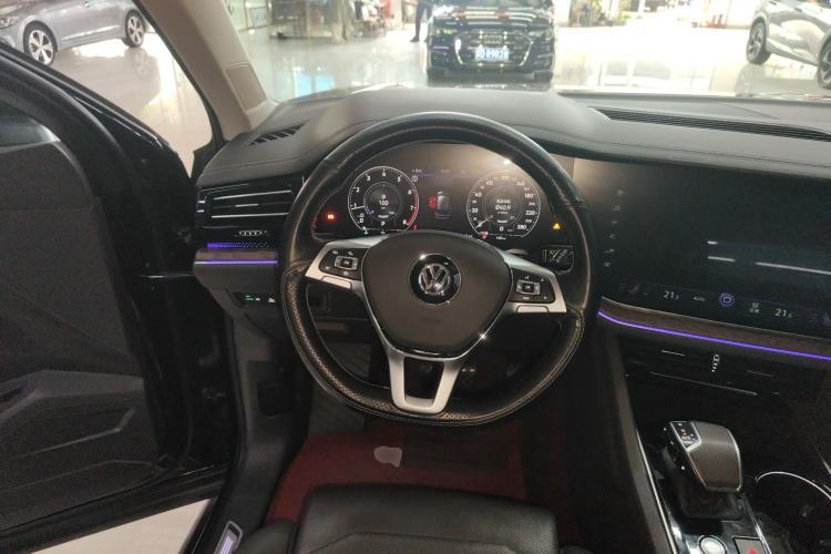 Used Volkswagen Touareg 2019 2.0 TSI Ruiyi Edition China V Standard
