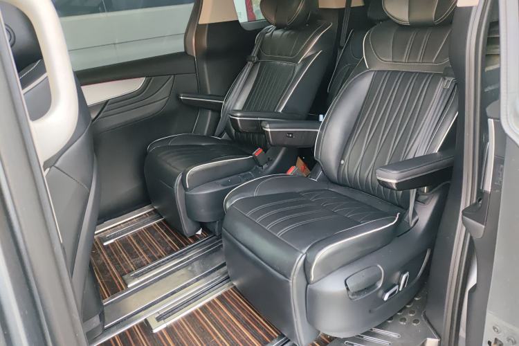 Used Roewe iMAX8 2021 400TGI Supreme Series Lu Zun Edition