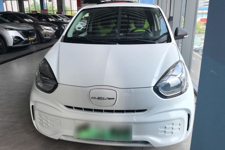 Used Roewe Clever 2021 302 km New Four-Seater Super-Efficient Version

