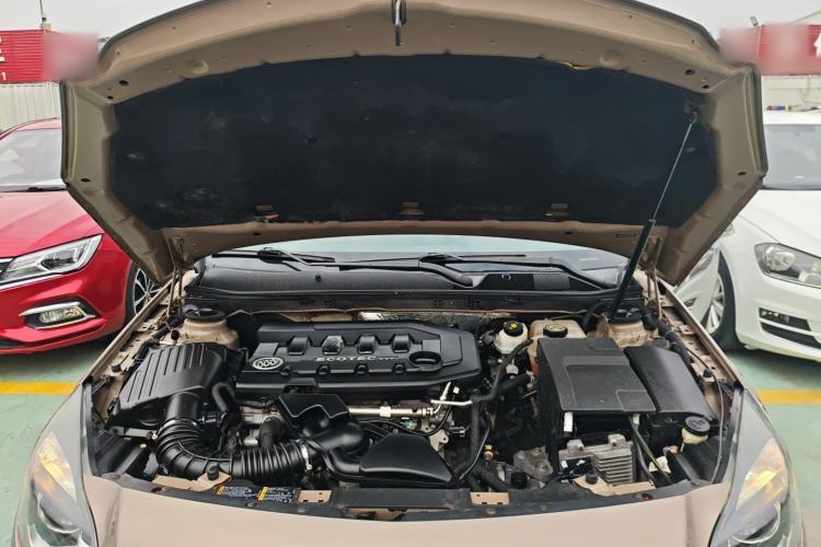 Used Buick Regal 2015 2.0L Elite Fashion Edition
