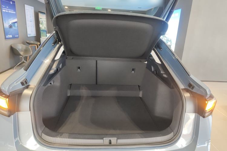 Used Volkswagen ID.7 VIZZION 2024 AIR model