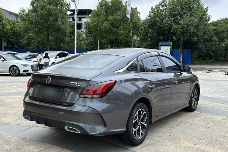 Used MG 5 2021 180 DVVT CVT Youth Luxury Edition
