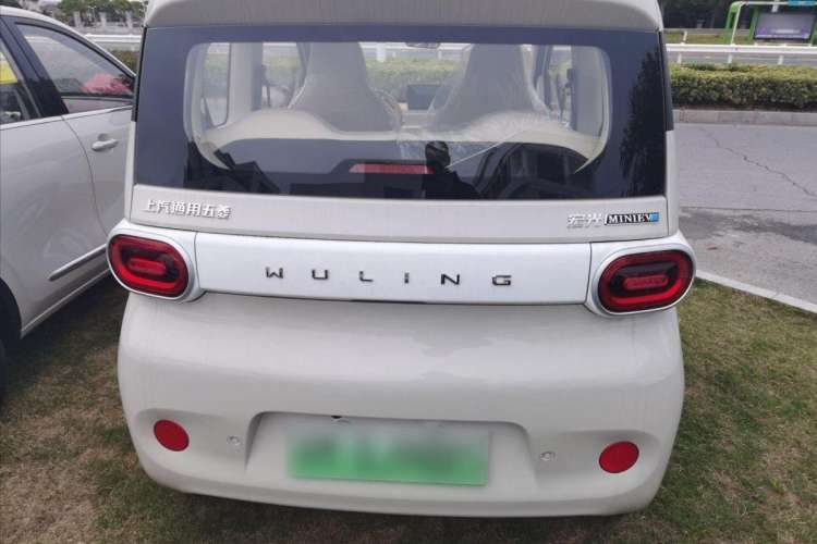 Used Wuling Hongguang MINIEV 2024 3rd Generation 215km Youth Edition
