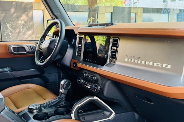 Used Ford Bronco 2024 2.3T Long Beach
