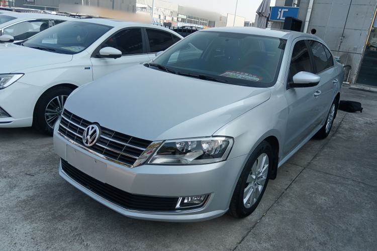 Used Volkswagen Lavida 2013 Restyled Classic 1.6L Automatic Comfort Edition