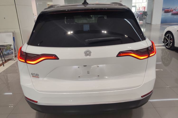 Used Nio ES8 2020 450 km Range 6-Seater Version