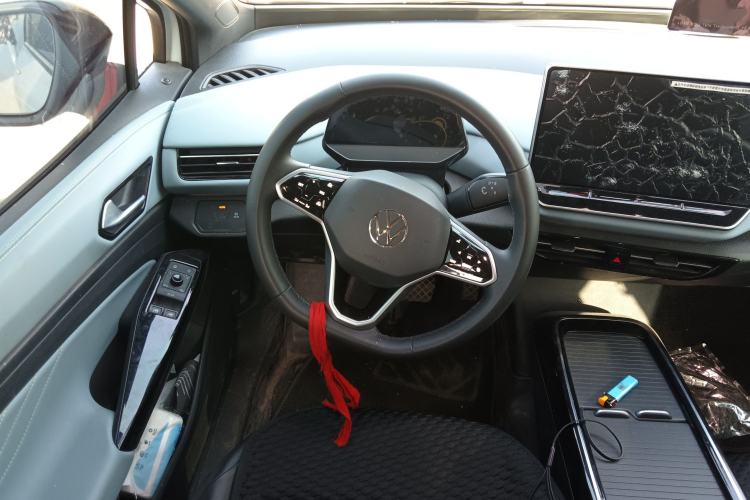 Used Volkswagen ID.4 X 2025 Smart Version Pure & Intelligent Enjoyment Edition
