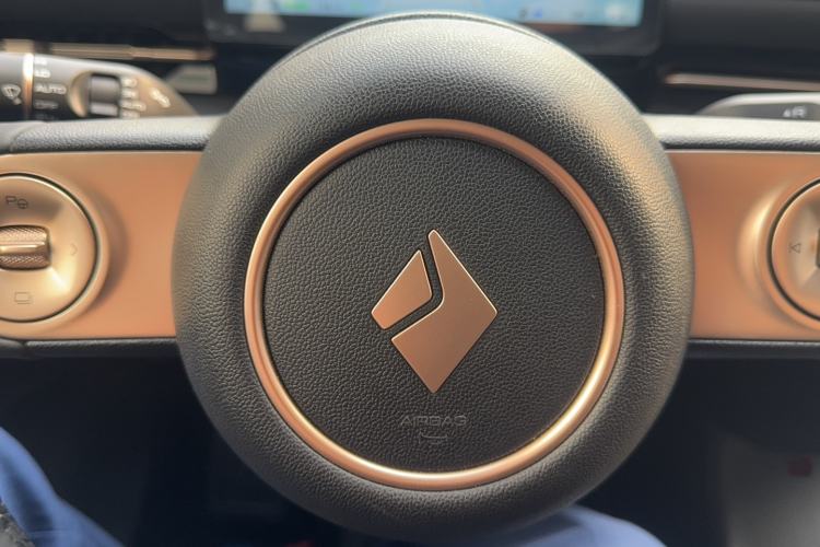 Used Baojun Yunhai 2024 140km Plug-in Hybrid Version
