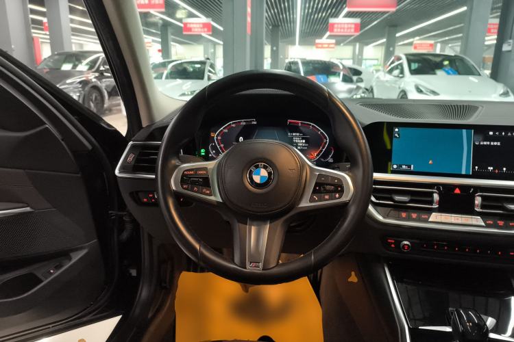Used BMW 3 Series 2021 Second Facelift 320Li M Sport Package
