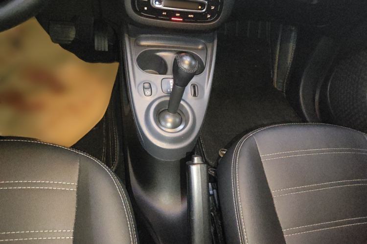 Used  forfour 2016 1.0L 52 kW Dynamic Edition
