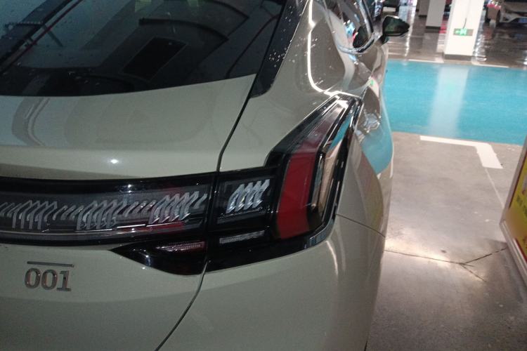 Used Zeekr 001 2025 YOU Edition 100 kWh All-Wheel Drive
