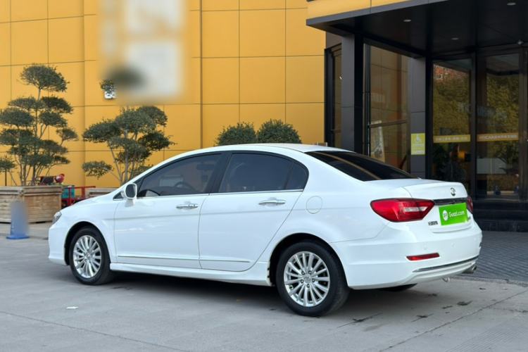 Used Great Wall C50 2014 Upgraded Model 1.5T Manual Fashion Edition