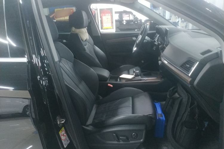 Used Audi Q5L 2022 45T Luxury Elegant Model
