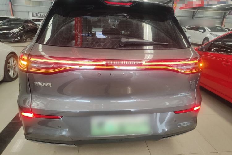 Used  E5 2024 530 km Exploration+ Version
