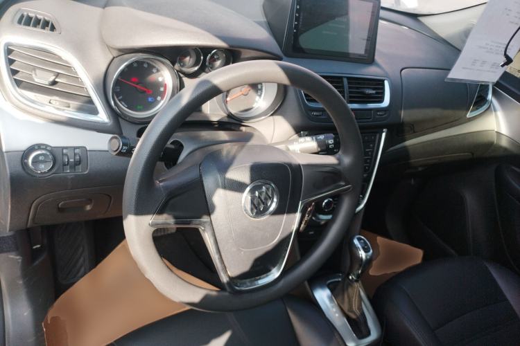 Used Buick Encore 2015 1.4T Automatic Two-Wheel Drive Urban Elite Version