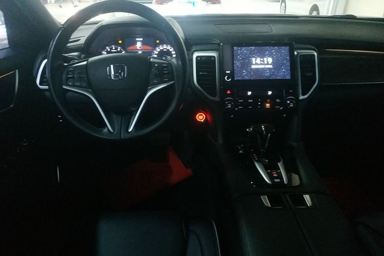 Used Honda UR-V 2017 240TURBO Two-Wheel Drive Luxury Edition China V
