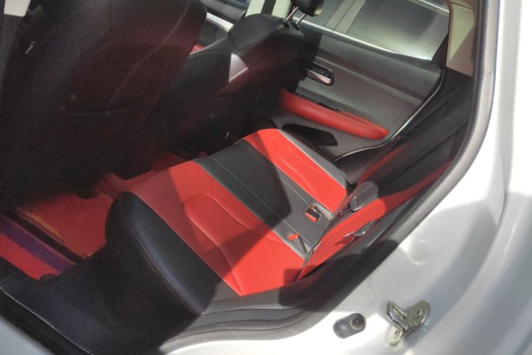 Used Haval H2s 2017 Red-Label 1.5T Dual-Clutch Luxury Model
