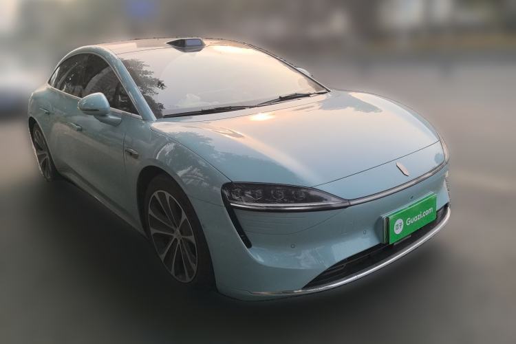 Used Hima Luxeed S7 2025 705 km Max
