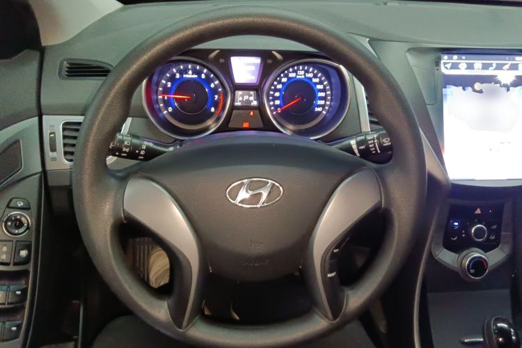 Used Hyundai Elantra 2015 1.6L Automatic Leading Model
