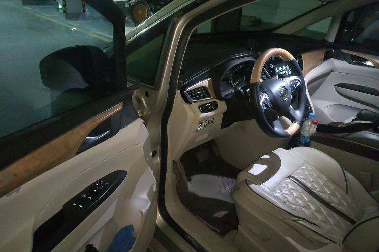 Used Buick GL8 2018 ES 28T Comfort Model China VI Standard