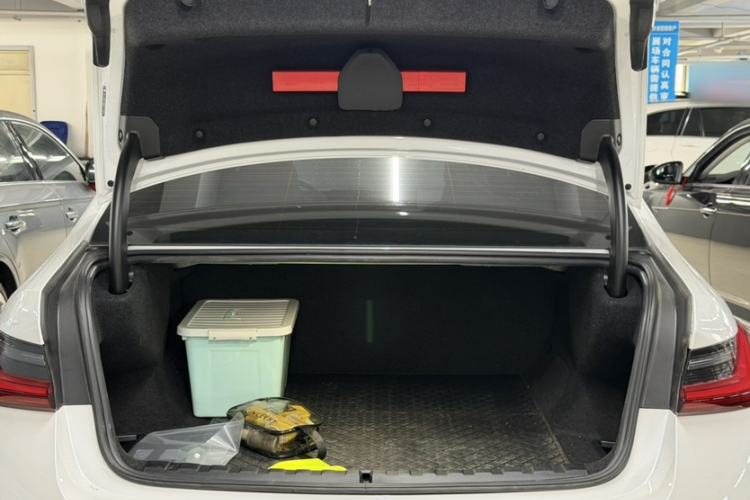 Used BMW i3 2025 eDrive 40 L Midnight Edition
