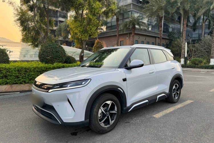 Used BYD Yuan UP 2025 Intelligent Driving Version 401 km Beyond-Range Edition