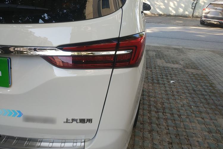 Used Buick GL8 2023 Land Executive Class Smart Enjoyment Model