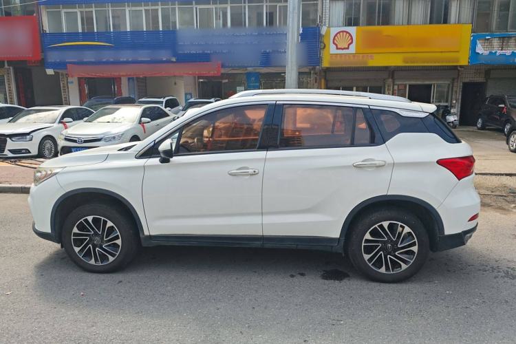 Used GAC Trumpchi GS4 2017 200T Manual Two-Wheel Drive Elite Edition
