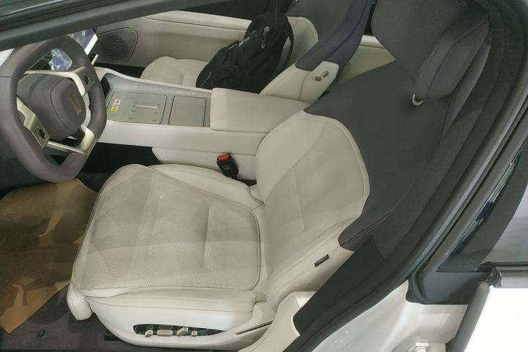 Used  12 2025 Ultra Extended-Range Edition