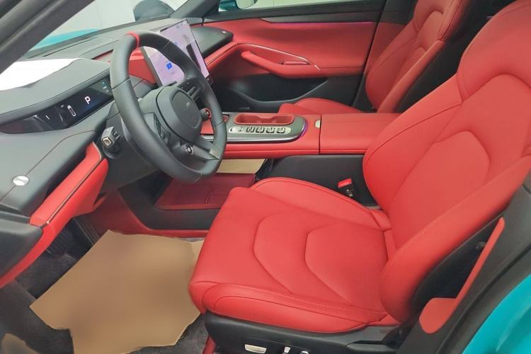 Used  SU7 2024 Rear-Drive Ultra-Long Range Advanced Pro-Level Intelligent Driving Version