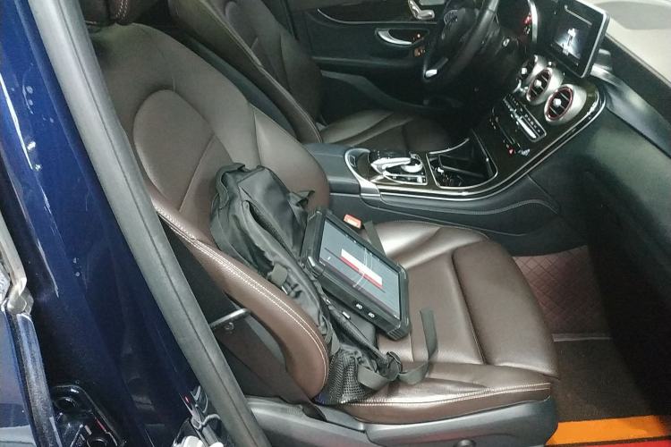 Used Mercedes-Benz GLC 2016 GLC 260 4MATIC Luxury Model
