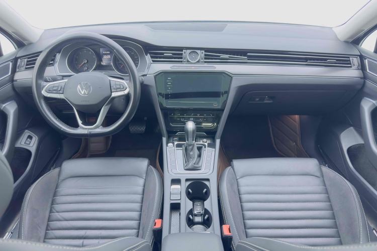 Used Volkswagen Magotan 2020 330TSI DSG Luxury Edition
