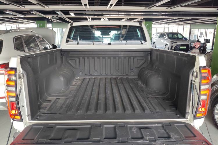 Used Great Wall Poer 2020 2.0T Automatic Diesel 2WD Comfort Edition GW4D20M