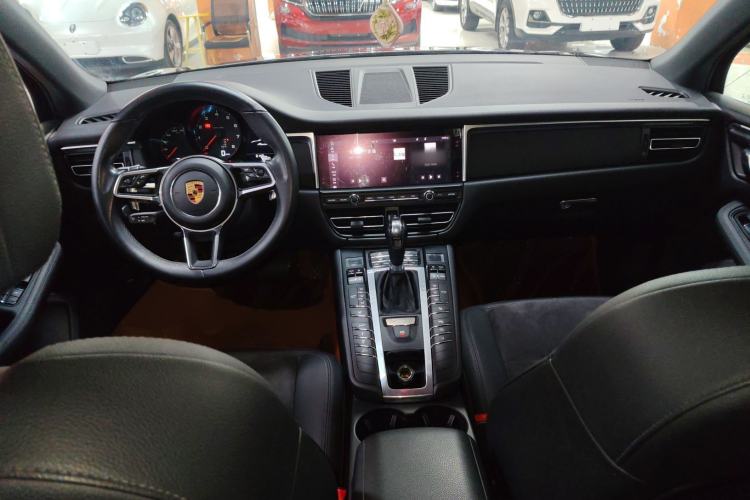 Used Porsche Macan 2018 Macan 2.0T