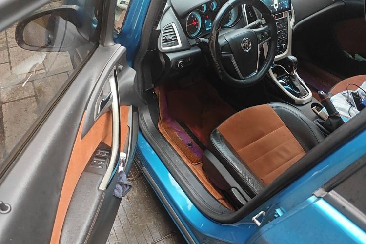 Used Buick GT 2014 XT 1.6T Automatic Fashion Sport Edition
