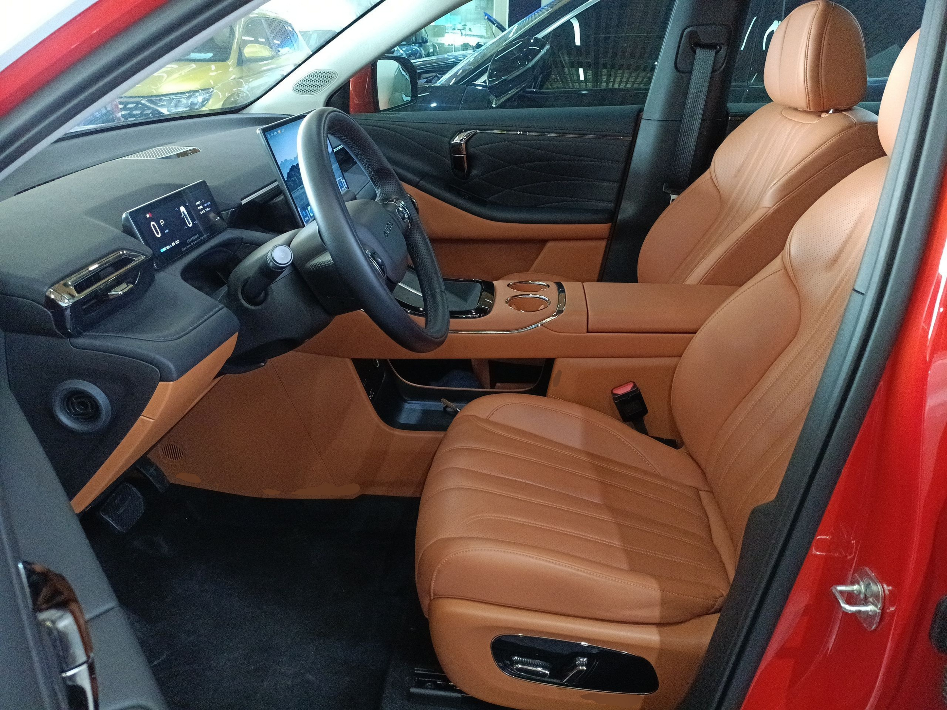 المقاعد الأمامية داخل السيارة