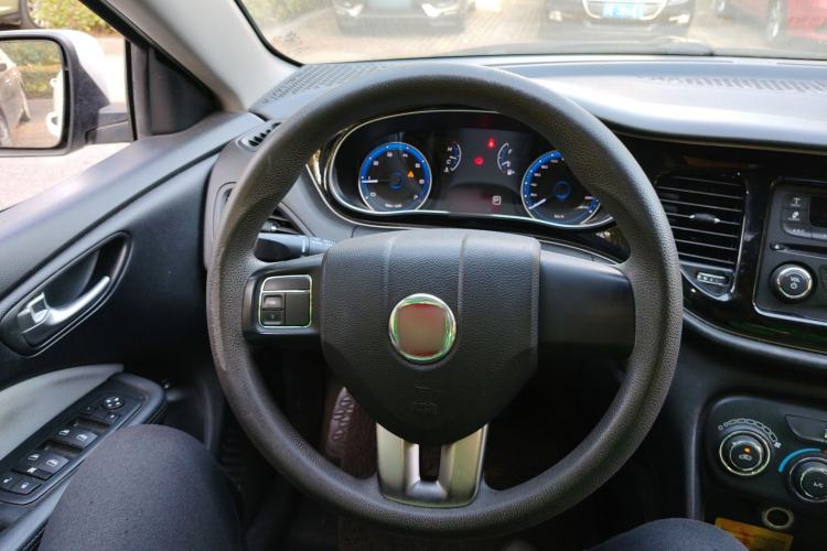 Used Fiat Viaggio 2015 1.4T Automatic Enjoyment Edition
