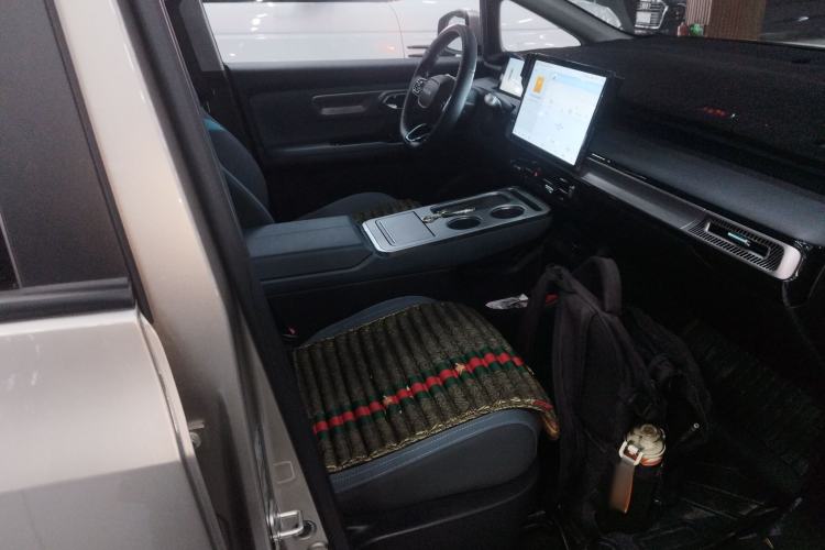 Used AION Y 2023 Plus 510 Enjoy Edition
