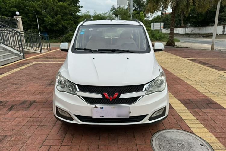 Used Wuling Hongguang 2015 1.5L S1 Comfort China V Standard
