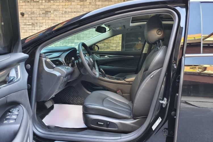 Used Buick LaCrosse 2022 652T Luxury Version