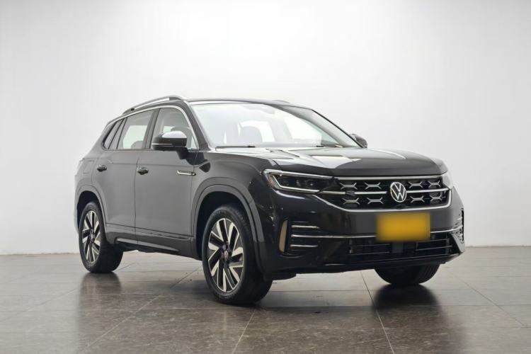 Used Volkswagen Tayron 2024 330TSI Two-Wheel Drive R-Line High-Energy Version