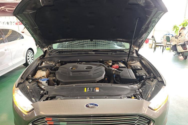 Used Ford Mondeo 2013 2.0L GTDi240 Luxury Sport Model
