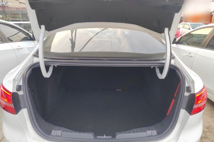 Used Ford Escort 2017 Happiness Edition 1.5L Automatic Fashion Version
