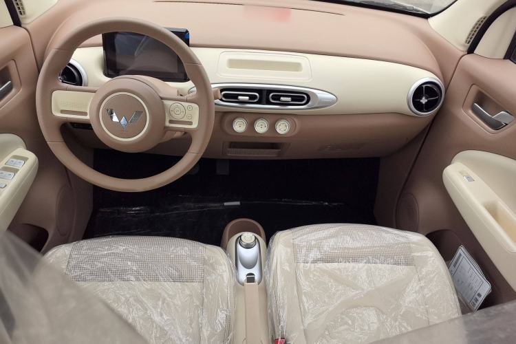 Used Wuling Hongguang MINIEV 2025 Four-Door Version Advanced Edition
