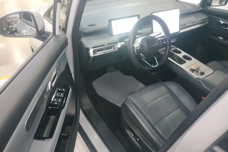 Used AION Y 2023 Younger Star Edition
